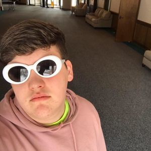 Meet your Posher, Jackson